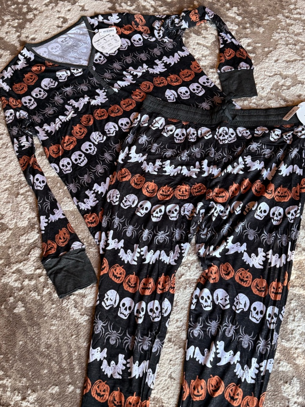 Adult Halloween size L Pajama Set - Black and Orange NWT